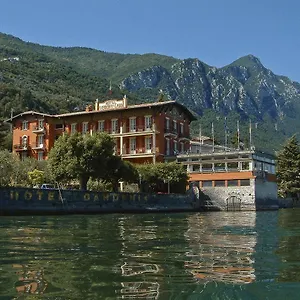 https://hotel-gardenia-al-lago.it-lombardy.com